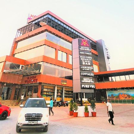 Hotel Varun Mansion 哈桑 外观 照片